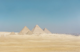 古埃及(揭秘古埃及的重要发现-大金字塔内的谜)